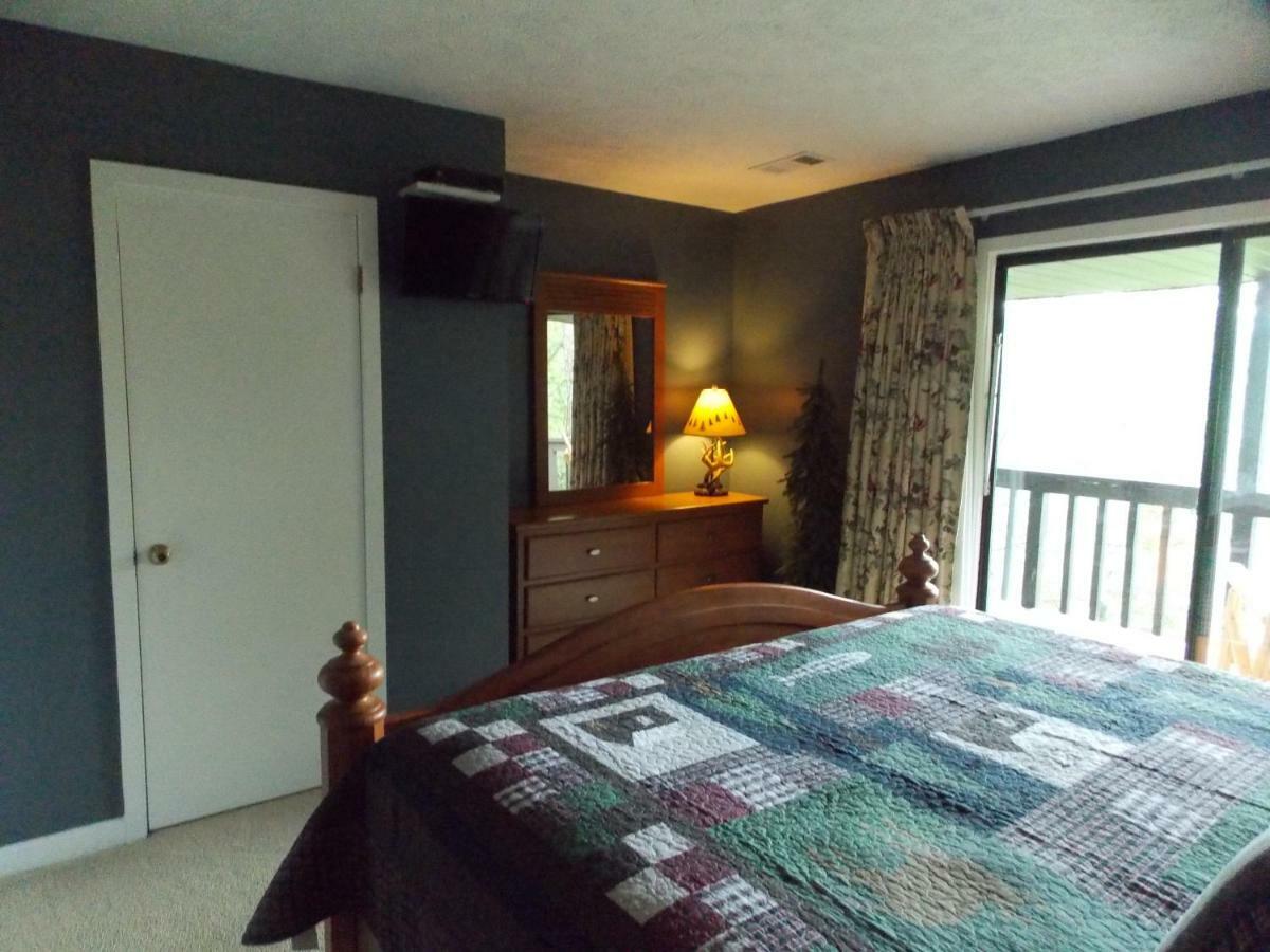 Hillbilly Hilton Chalet Villa พิเจนฟอร์จ ภายนอก รูปภาพ